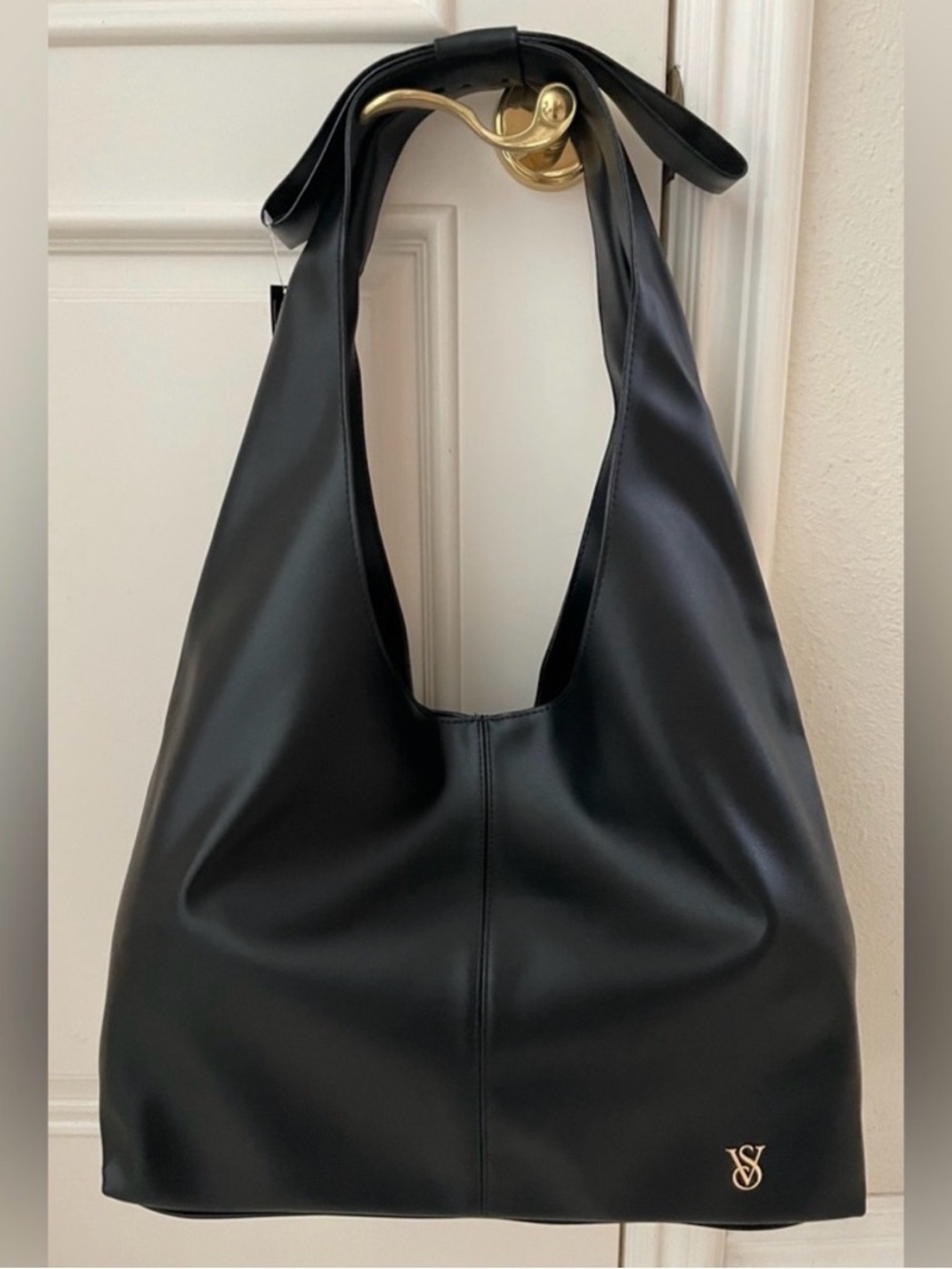 NWTVictoria’s Secret Black Slouchy Hobo Shoulder Bag Gold Logo Soft Faux Leather